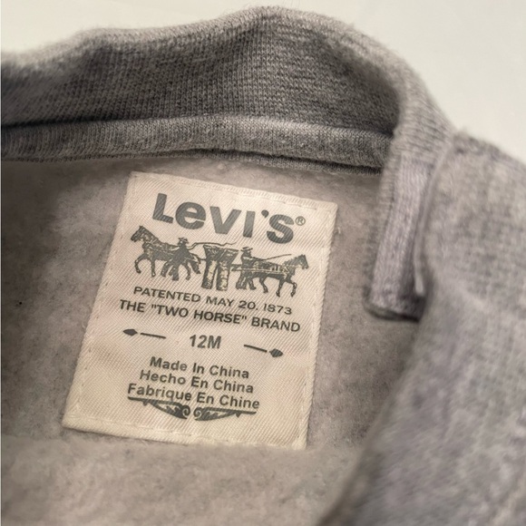 👶 Levi’s Baby Onesie: Denim Overall Print -  Size 12 Month 👶 - Picture 3 of 9